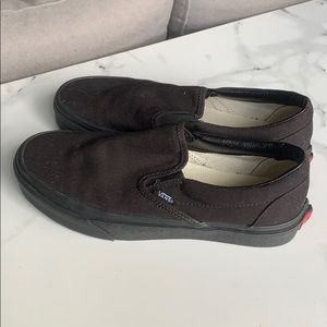 Classic Slip-On Black Vans